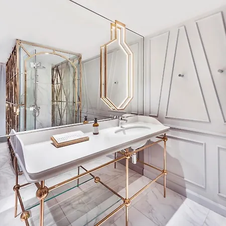 The Prestige Hotel Penang, A Member Of Design Hotels George Town Exterior photo Bathroom